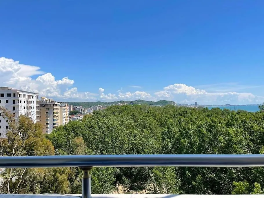 Gjoni Apartments With A Great View دراس