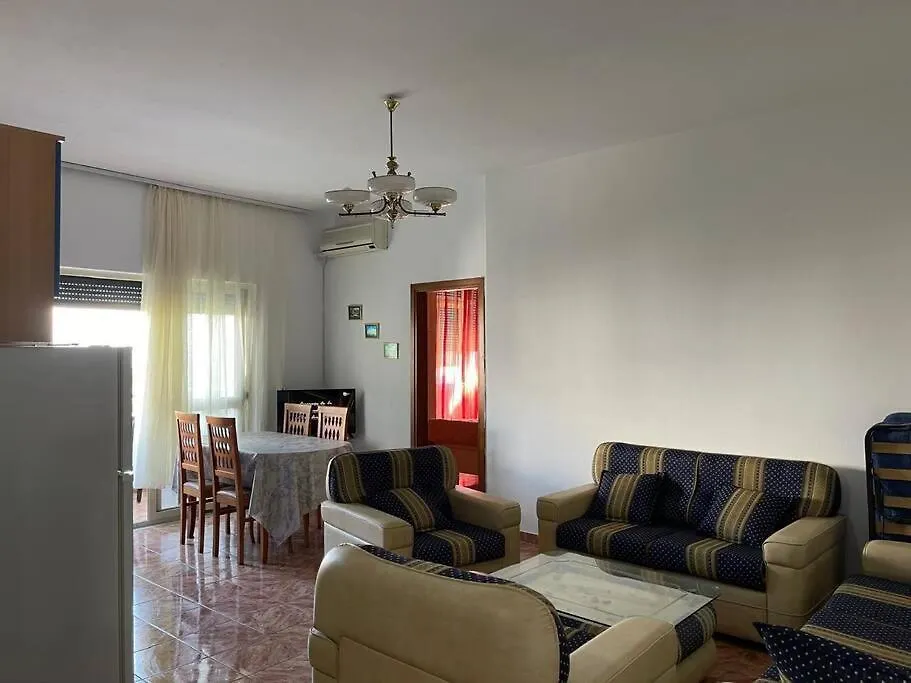Gjoni Apartments With A Great View دراس 0*,